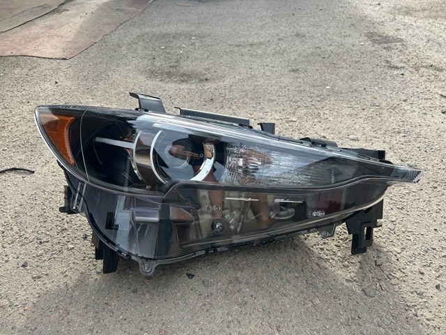 Правая блок фара Mazda KL2J51031F цена, от 228.05 USD