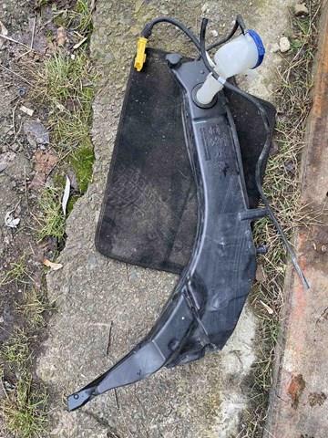 9806526980 Peugeot/Citroen Бачок омывателя стекла