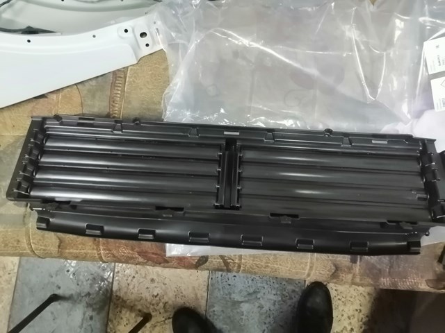 Жалюзи радиатора охлаждения Volvo 31663713