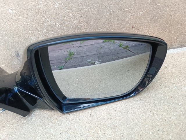 Правое зеркало 876203V430 Hyundai/Kia