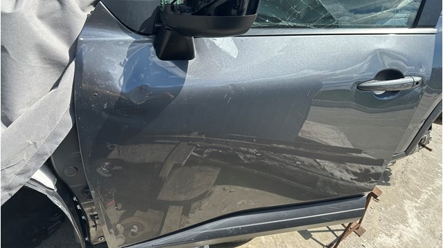 Дверь передняя левая 801016RR0A Nissan/Infiniti