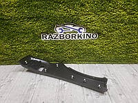 638756023R Renault (RVI) Накладка крыла переднего левого