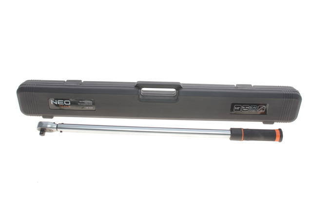  NEO 08826