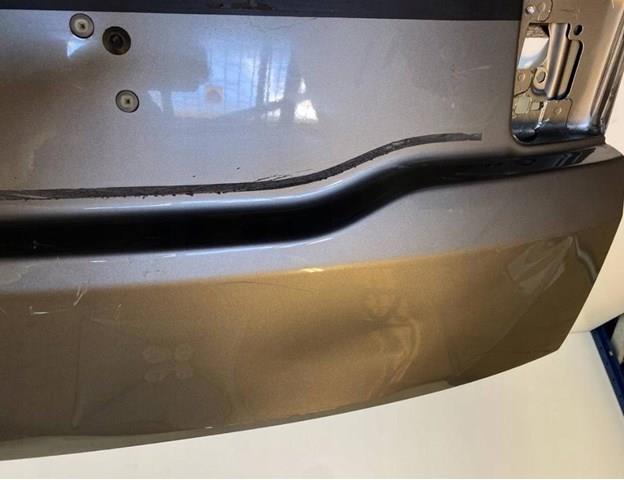 Пятая дверь Land Rover LR139432 цена, от 239.84 USD