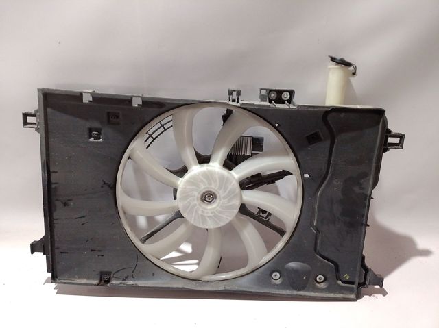 16711K0060 Toyota Рамка вентилятора