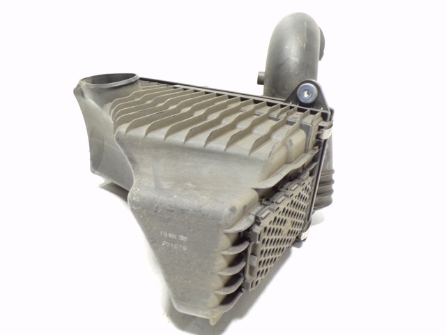  Корпус фильтра Porsche Cayenne 