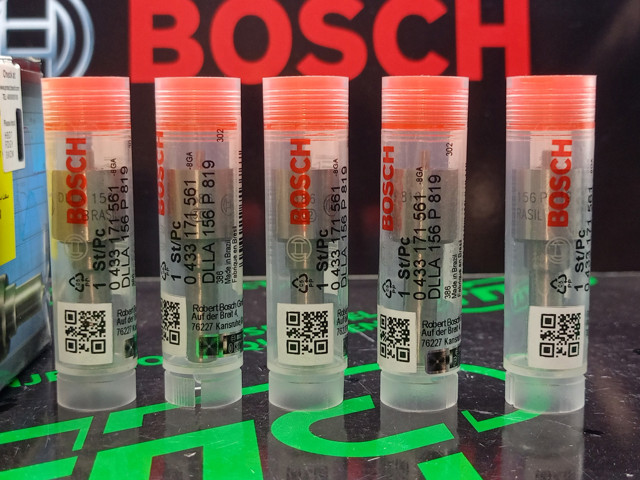Купить DLLA156P819 Bosch Распылитель форсунки