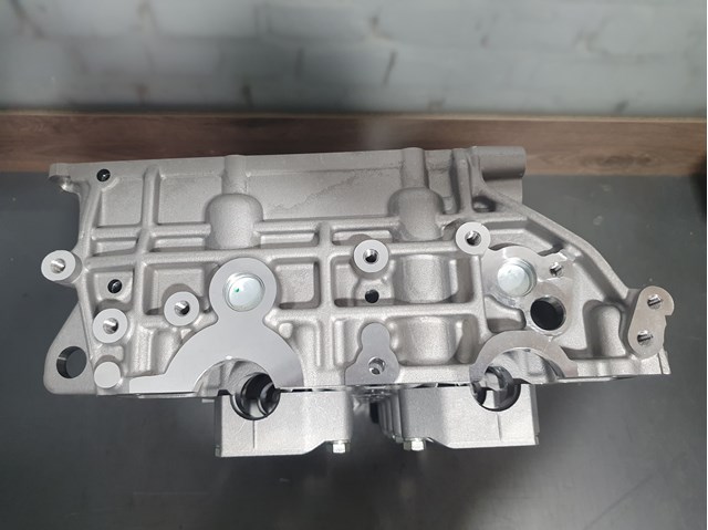 Головка двигателя Ssang Yong 6640160001 цена, от 881.91 USD