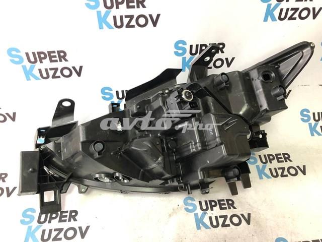 Правая фара KB8A51030 Mazda