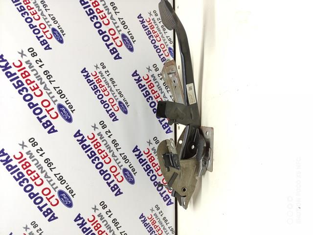 3M512467AN Ford 