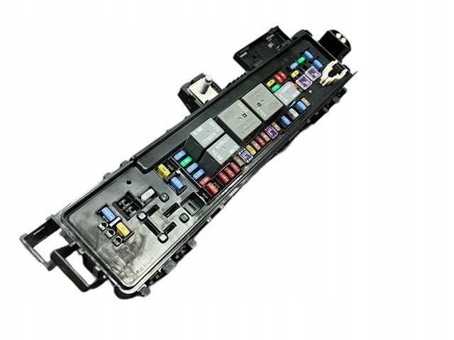 Коробка предохранителей Tesla 109440502D цена, от 101.35 USD