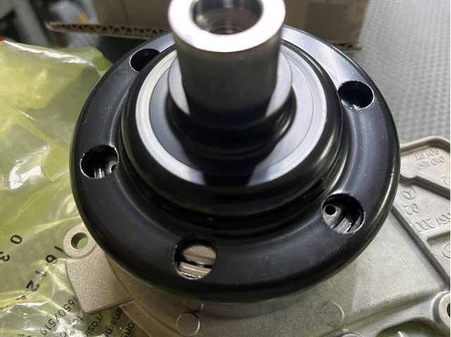 Помпа охлаждения Mercedes A6512001602 цена, от 61.43 USD