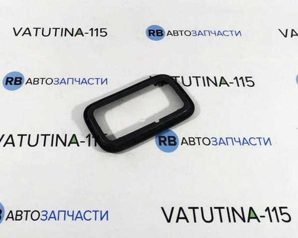 muu取引 MN175979XA Mitsubishi Ободок (окантовка) фары противотуманной