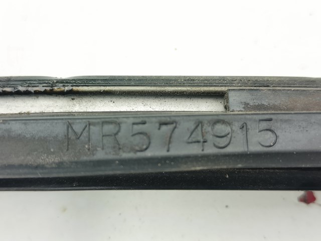  Mitsubishi MR574915