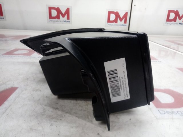 Купить LR077961 Land Rover Задняя правая фара