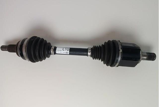 Левая полуось LR048488 Land Rover