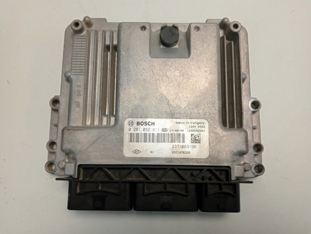 ЭБУ двигателем Renault (RVI) 0281032811 цена, от 90.96 USD