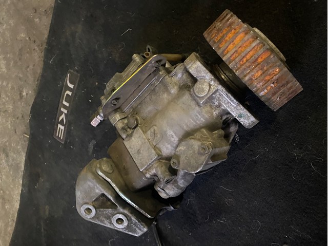 Насос топливный высокого давления (ТНВД) Volvo S40 I седан (VS) (1995 - 2003) цена, от 126.79 USD