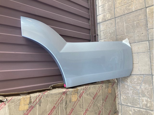 Moldura da porta traseira direita para Toyota Land Cruiser (J12)