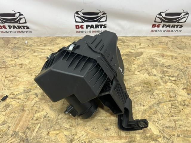 Корпус воздушного фильтра, верхняя часть 165266RA1B Nissan/Infiniti