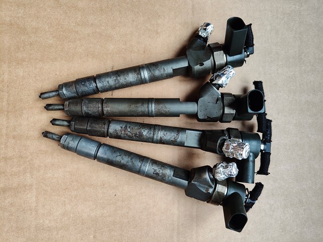 Купить A6110700687 Mercedes Клапанная форсунка