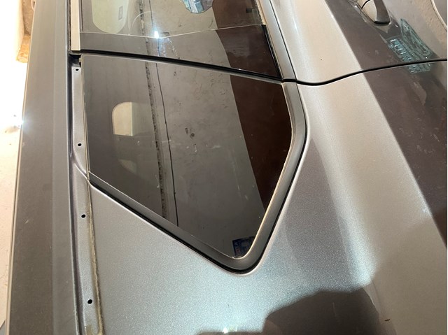 Стукло багажника, правое Nissan/Infiniti 833006RA0A цена, от 45.20 USD