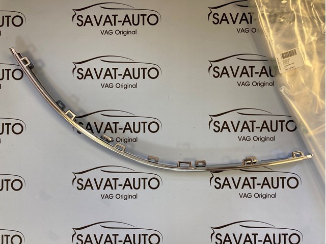 Moldura esquerda do pára-choque traseiro VAG 760853841