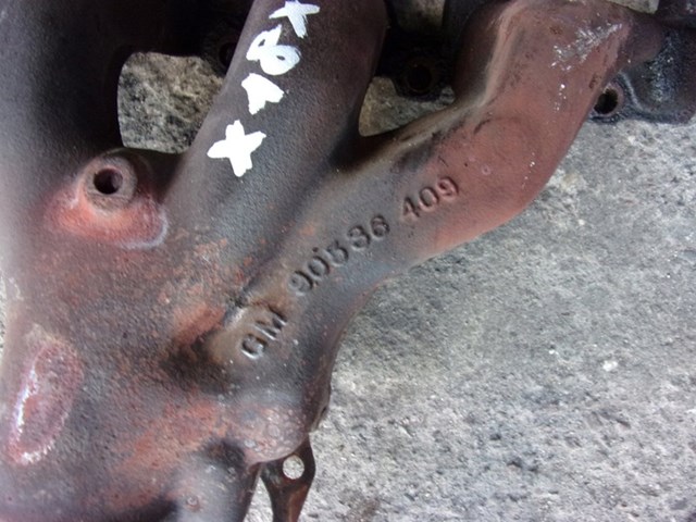 Выпускной коллектор 90536409 Opel