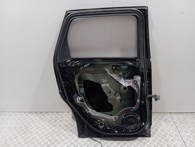 YQ00173980 Peugeot/Citroen Дверь пассажирская задняя левая
