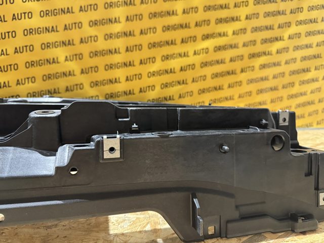 Купить BCKA53110A Mazda Рамка крепления радиатора