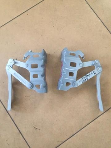 Правая петля капота  Hyundai/Kia 79120D9000