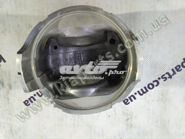 ME011143 Mitsubishi Поршень двигателя без колец