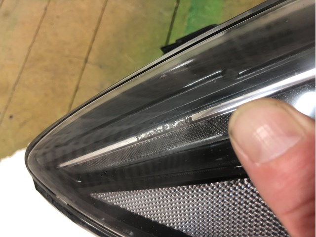 Фара правая Mazda GMG951031E