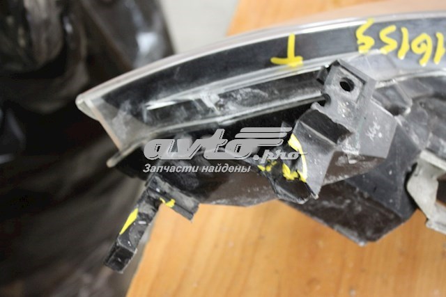 Фара правая Mazda GS7T51031S