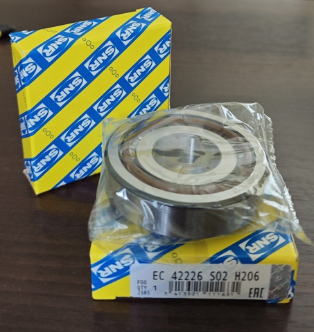 Подшипник вторичного вала КПП EC42226S02H206 SNR