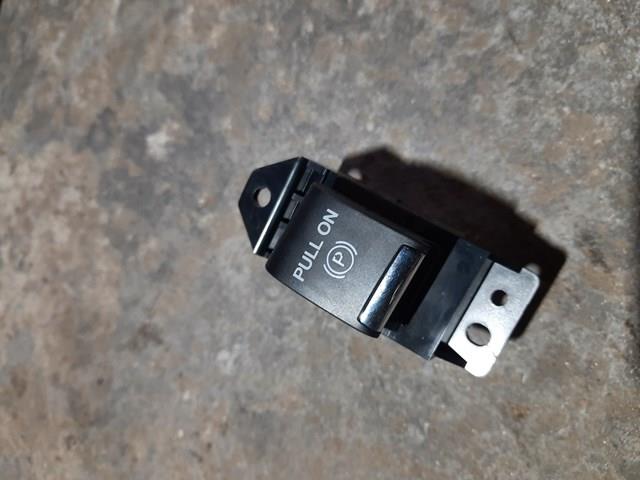Купить DP5T2B623ACW Ford 