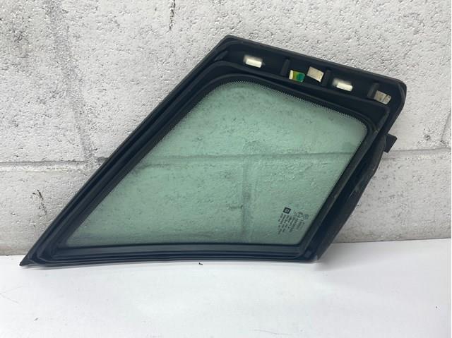 Купить 13270974 Opel Стекло передней двери, левой
