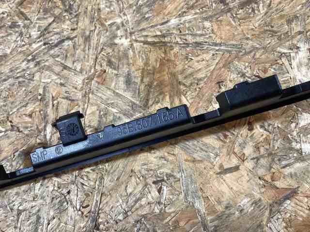  Porsche 95B807165A цена, от 37.19 USD