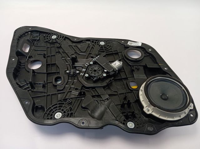 Стеклоподъемник передней левой двери 82471AT010 Hyundai/Kia