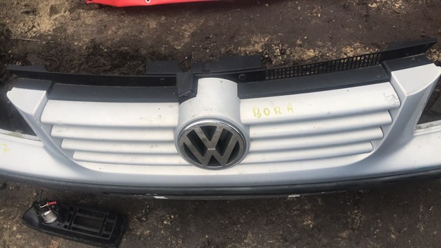 Бампер передний VAG 1J5807221