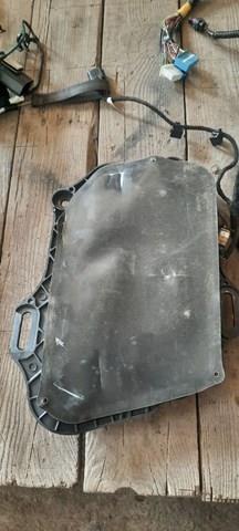 1135722S0A Tesla Ручка задней двери наружная, левая