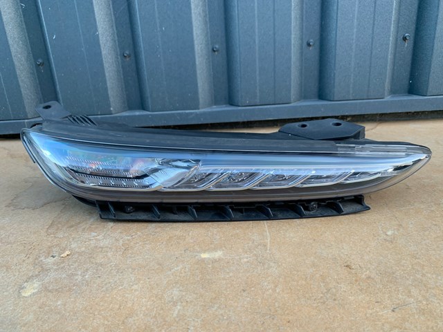 92208J90 Hyundai/Kia 