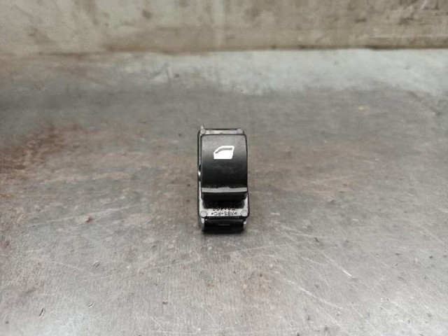 96762292ZD Peugeot/Citroen Кнопочный блок управления стеклоподъемником задний правый
