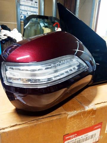 Купить Правое зеркало Акура МДХ II YD2