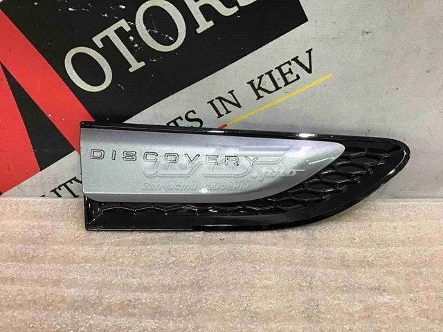 Купить LR058535 Land Rover Молдинг крыла переднего правого