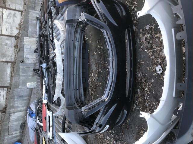 Передний бампер 865113V000 Hyundai/Kia