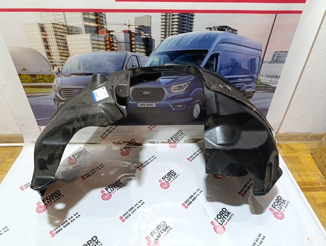 Подкрылок передний правый 2630413 Ford