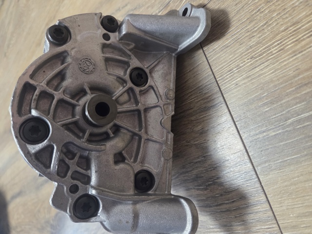 05E145208D VAG Bomba de óleo