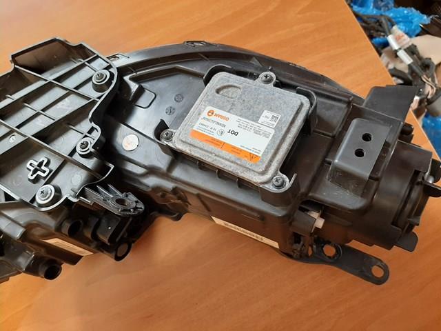 68110249AE Chrysler Фара