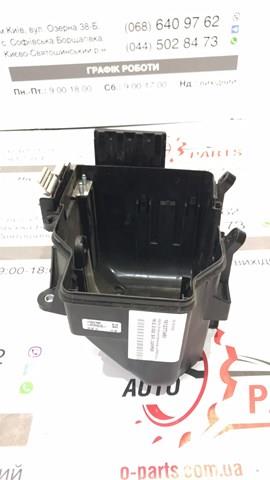 Корпус блока предохранителей Peugeot/Citroen 1612373480 цена, от 109.46 USD
